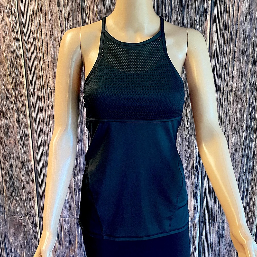 Kyodan black size XS workout crisscross back with built in bra mesh